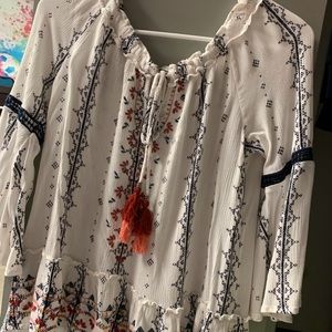 Women’s dress shirt